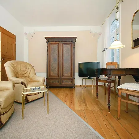 Apartment, Apartment